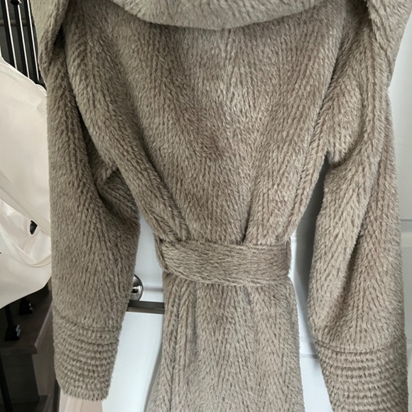 Sentaler special edition coat - Picture 4 of 7